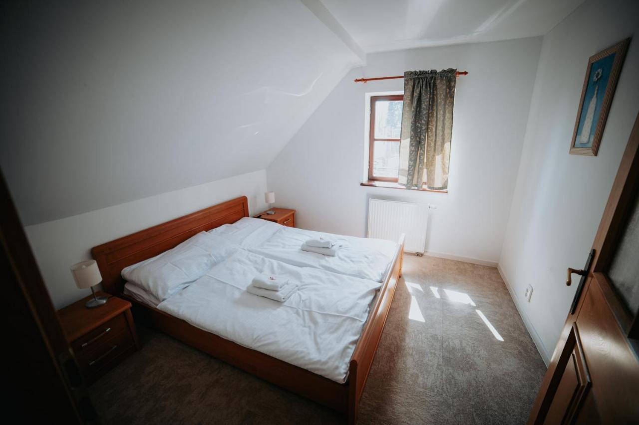 Resla Residence I, Ii, Banská Štiavnica Buitenkant foto