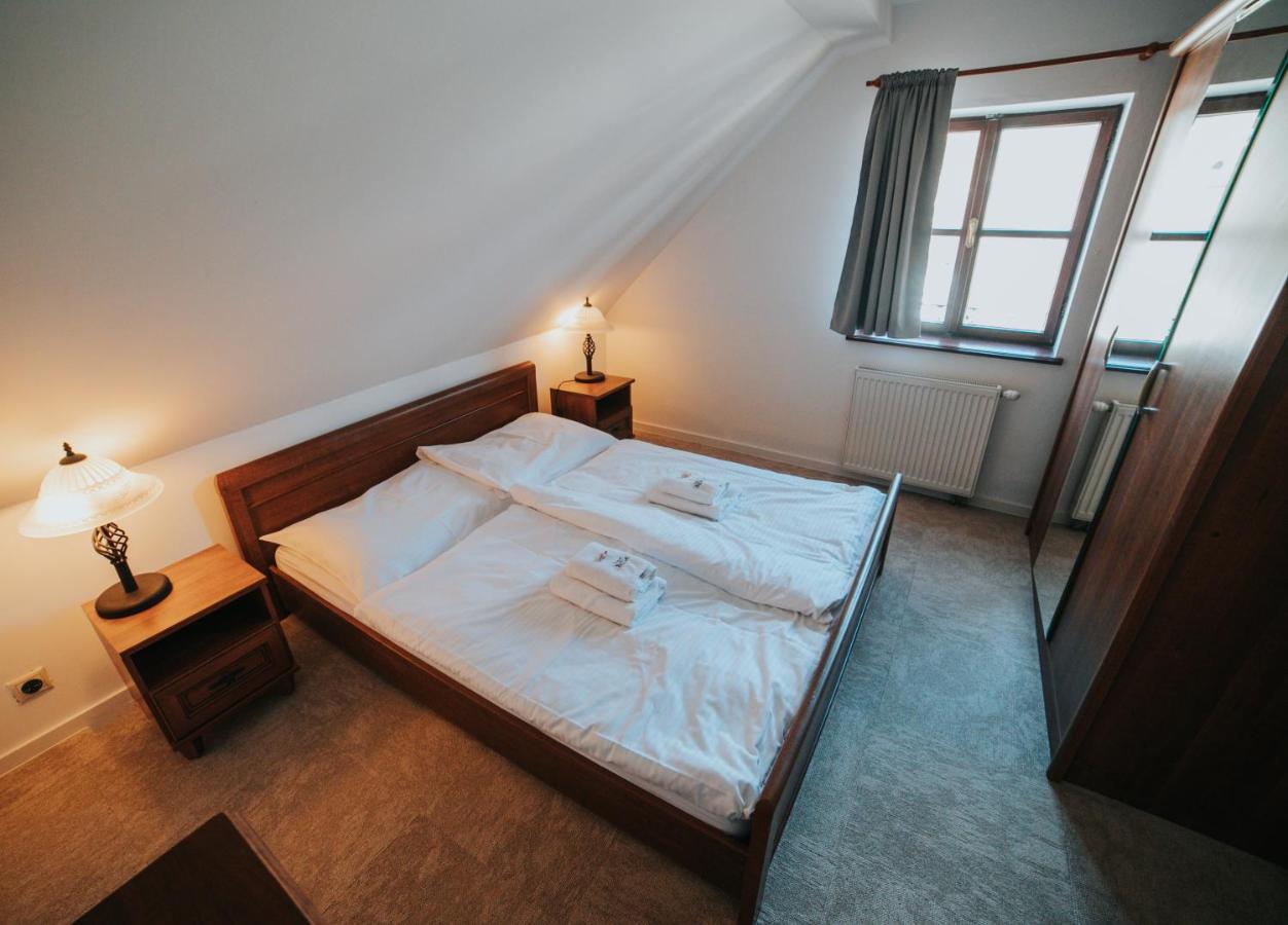Resla Residence I, Ii, Banská Štiavnica Buitenkant foto