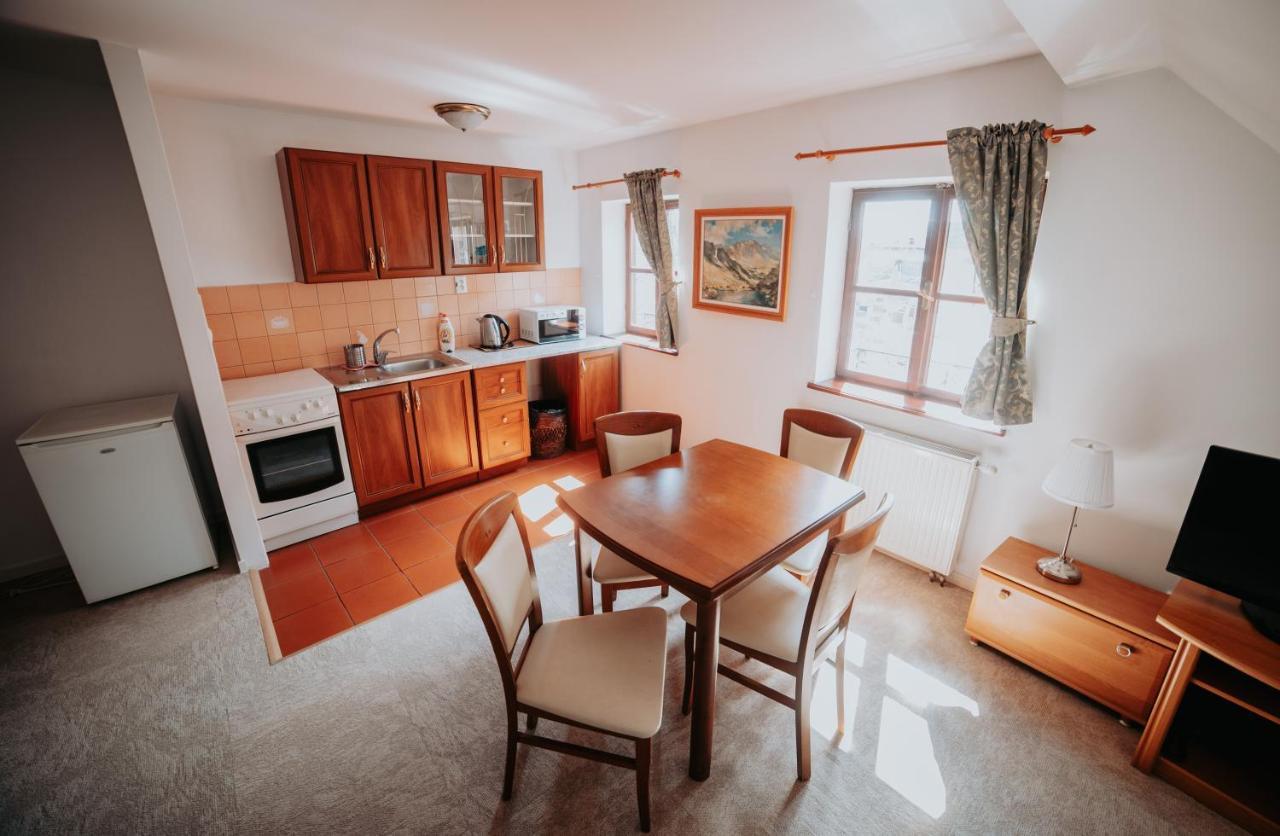 Resla Residence I, Ii, Banská Štiavnica Buitenkant foto